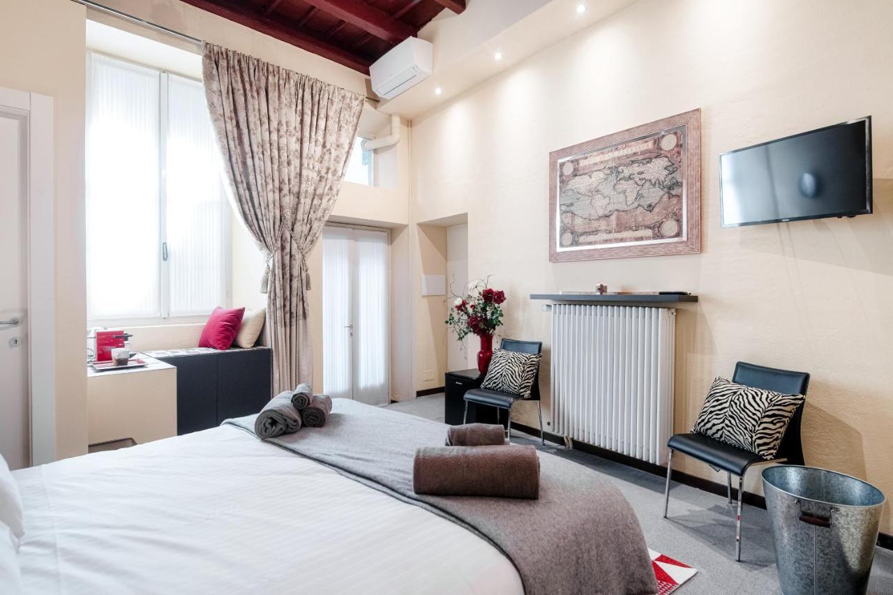Guest house Historical - The House Of Travelers Como